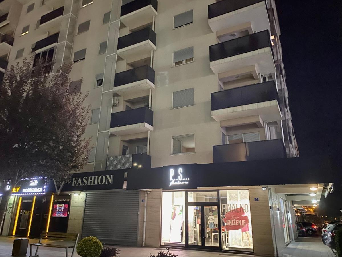 City Apartment 波德戈里察 外观 照片