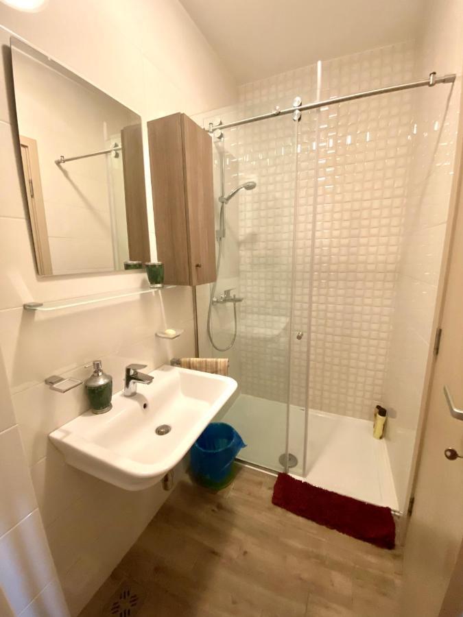 City Apartment 波德戈里察 外观 照片